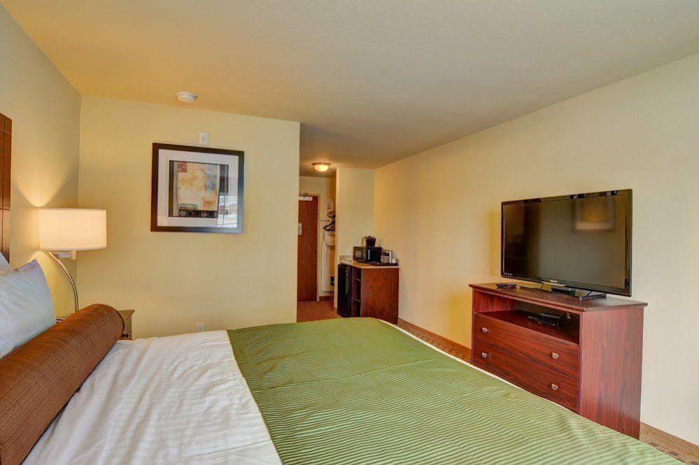 Cobblestone Hotel And Suites - Jefferson 外观 照片