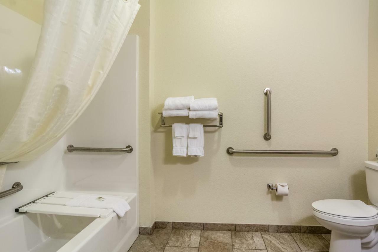 Cobblestone Hotel And Suites - Jefferson 外观 照片